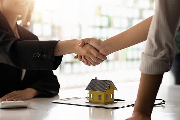 امتلك شقتك المعلمين الجديده بتفرعات الجنينه
