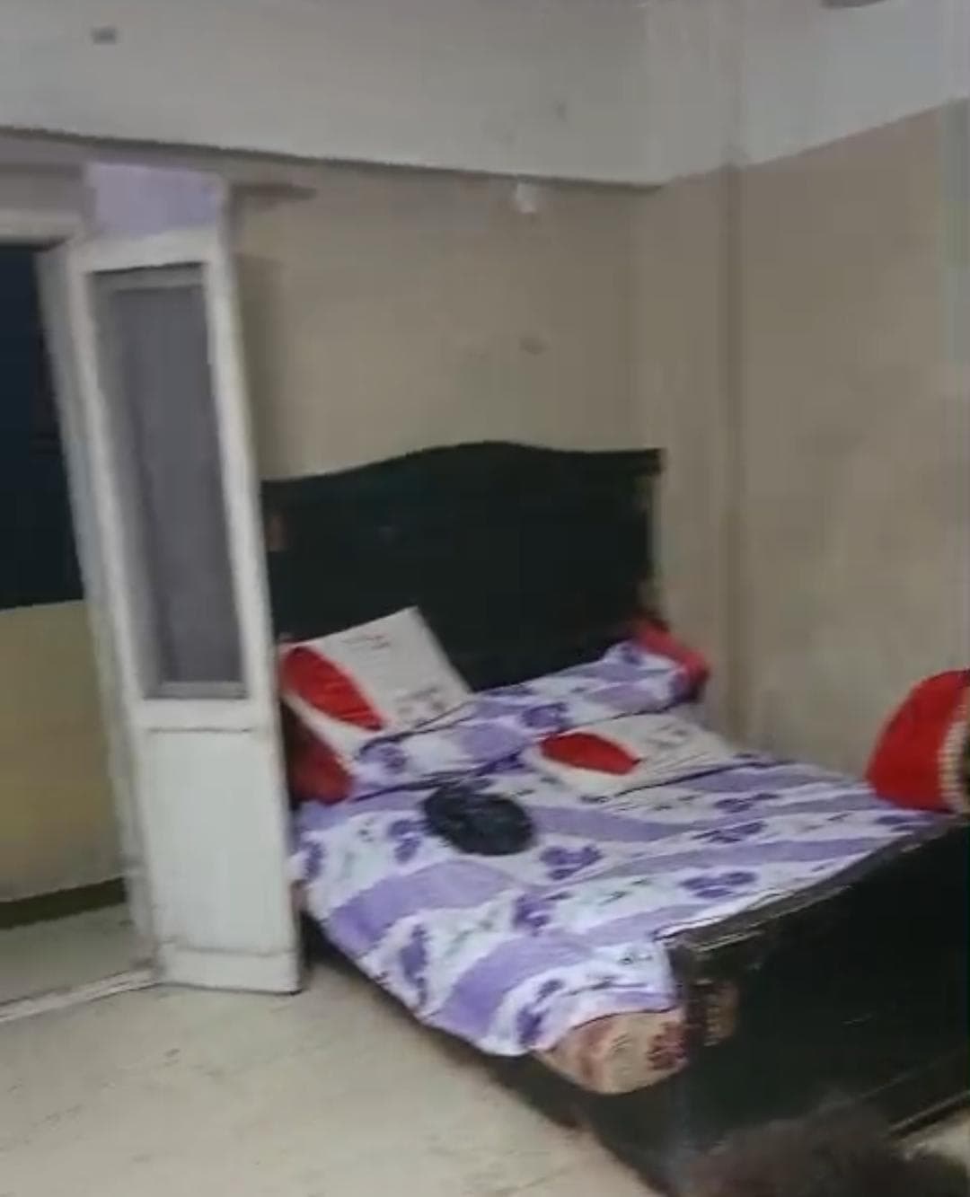 للبيع شقه في تامينات السيارات